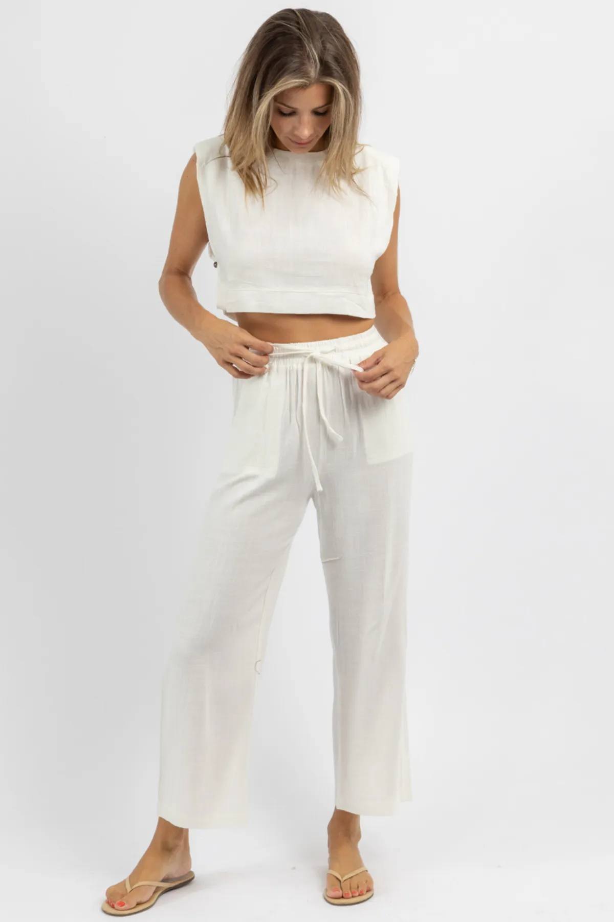 ACT NEUTRAL WHITE PANT SET