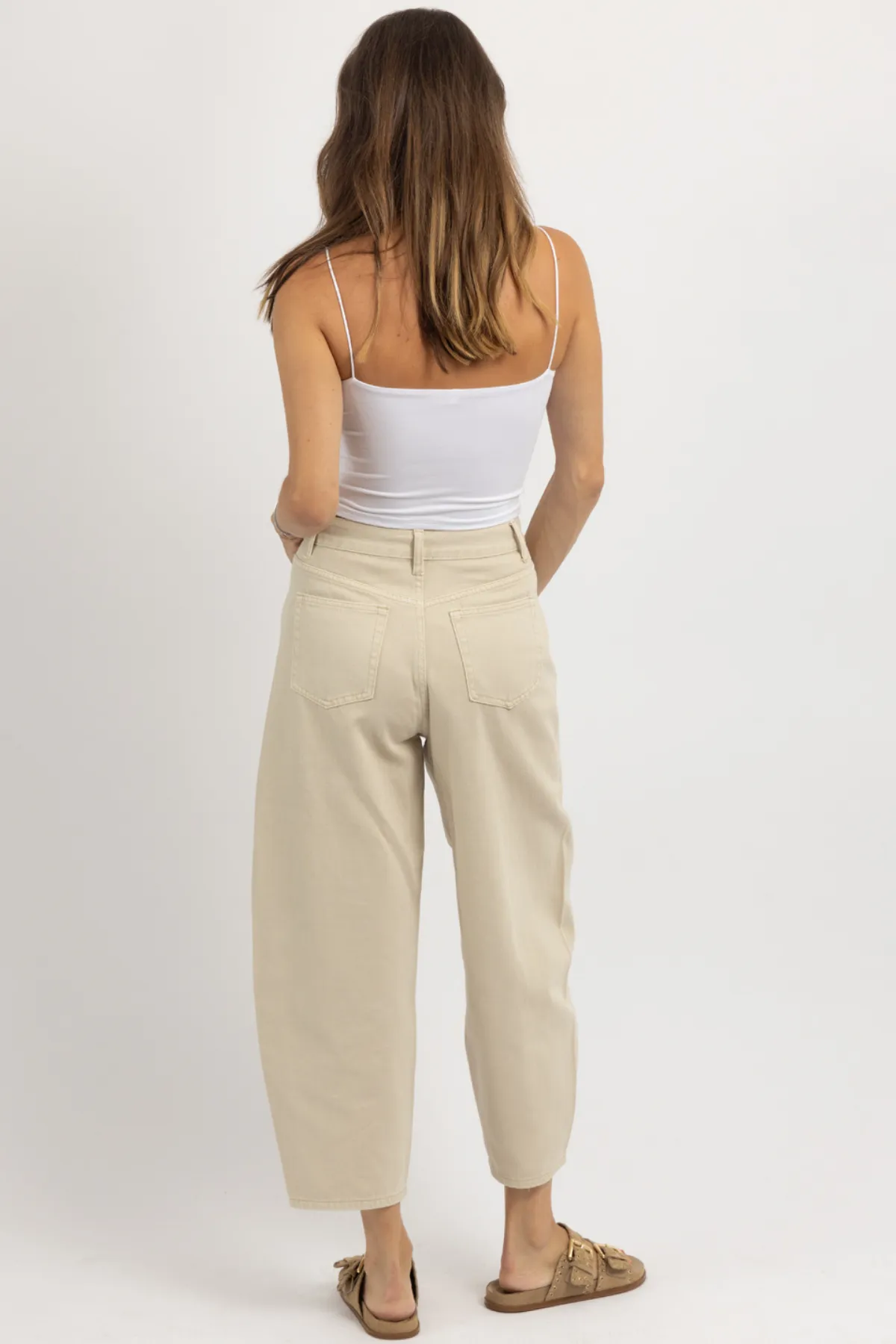 BEIGE WASHED BARREL JEAN