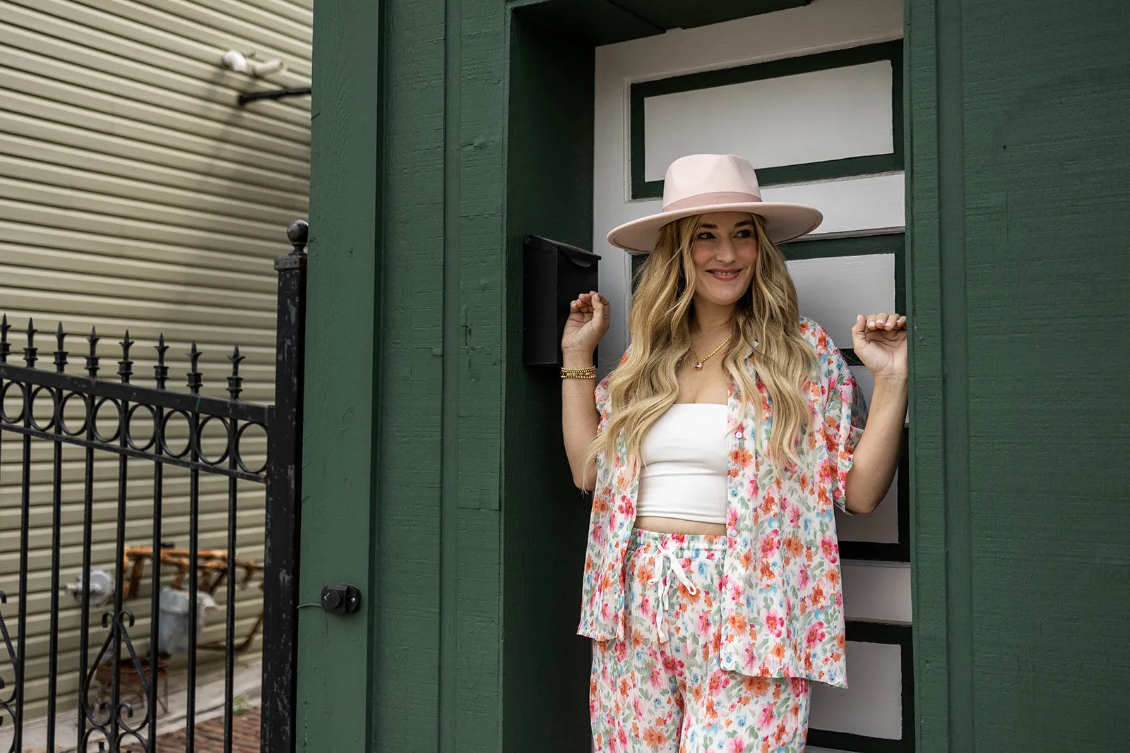 hattie button down in ivory floral