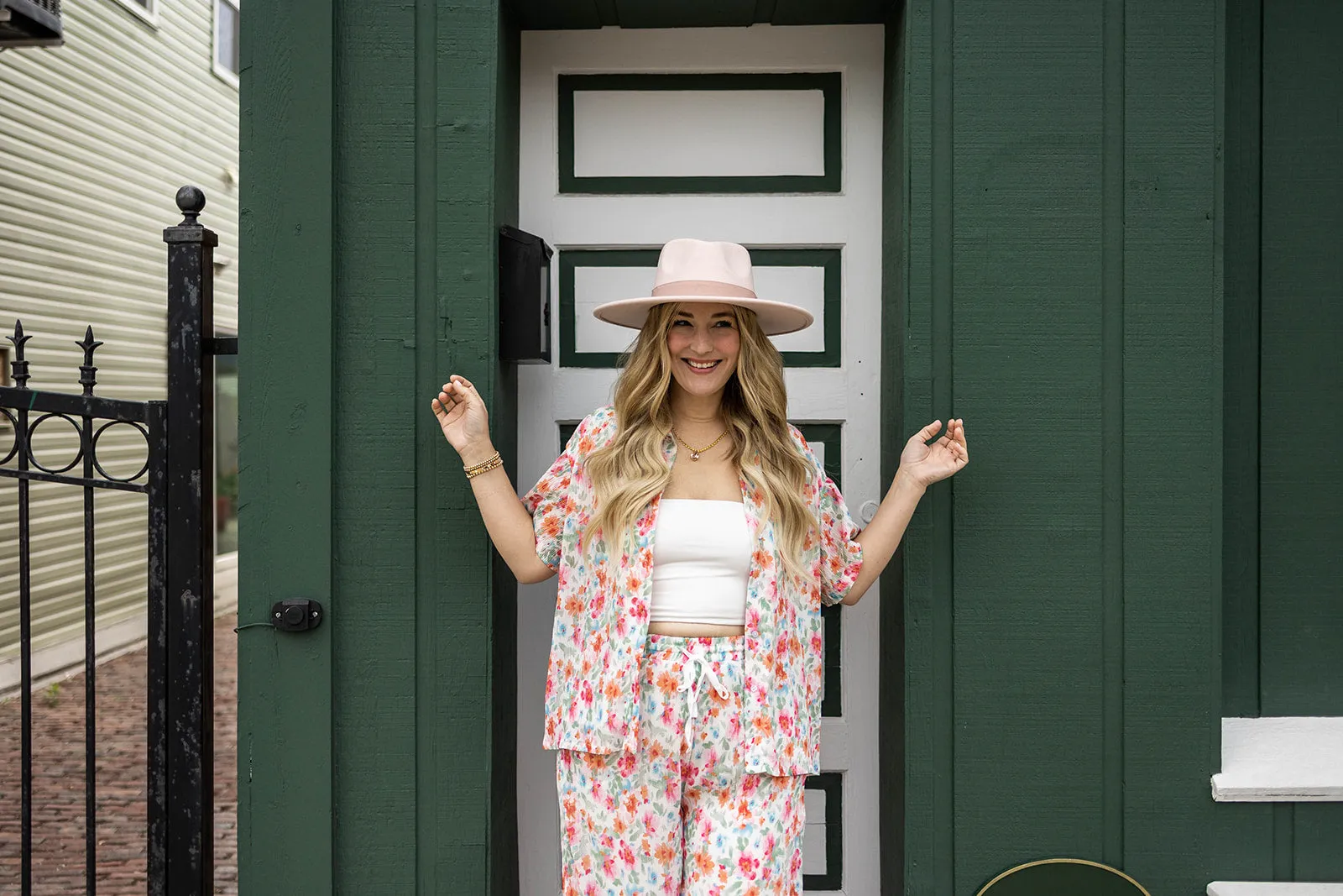 hattie button down in ivory floral