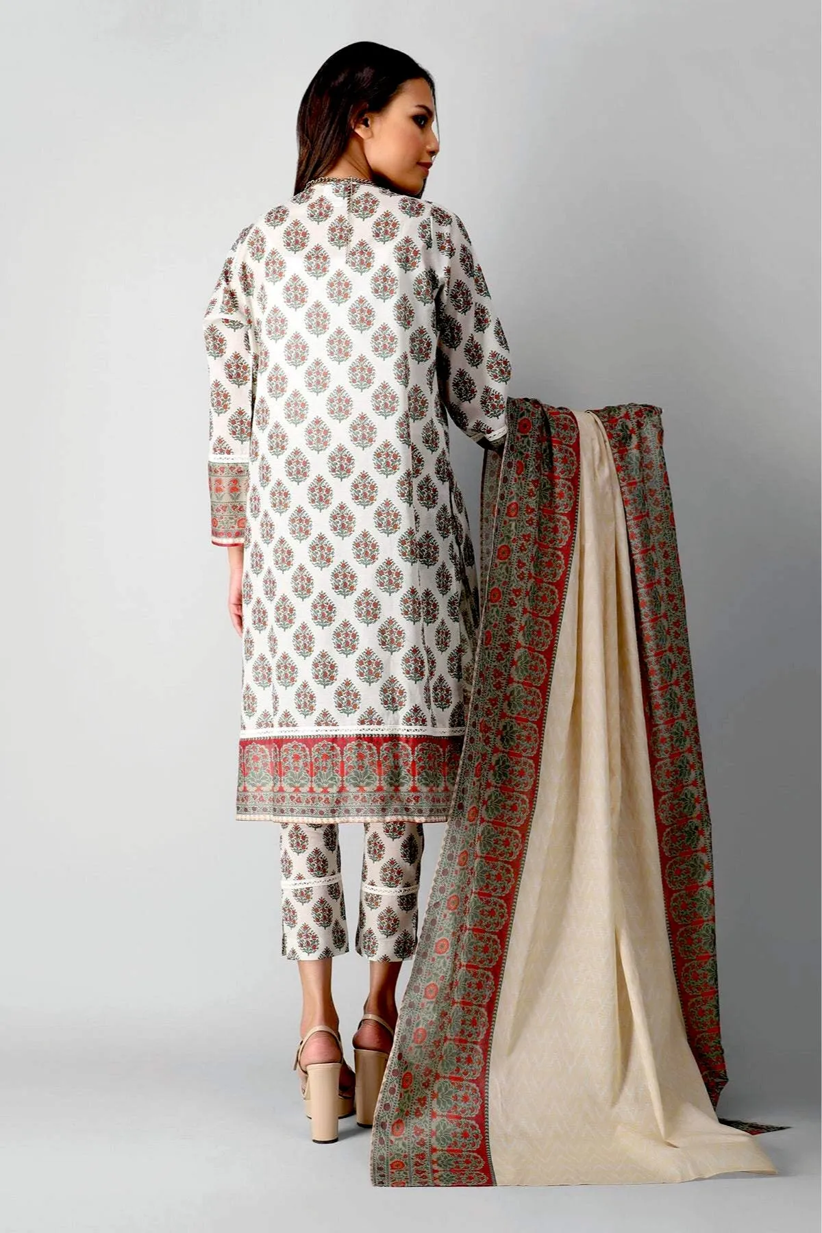 Khaadi Embroidered 3 Piece Suit · Full Suit – B210212 Off-White