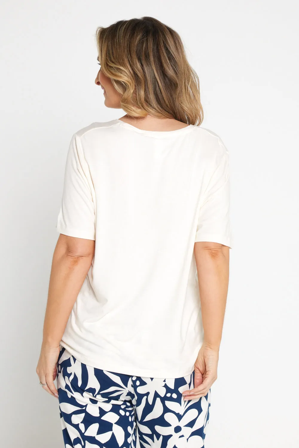 Lexi V Neck Tee - Pearl