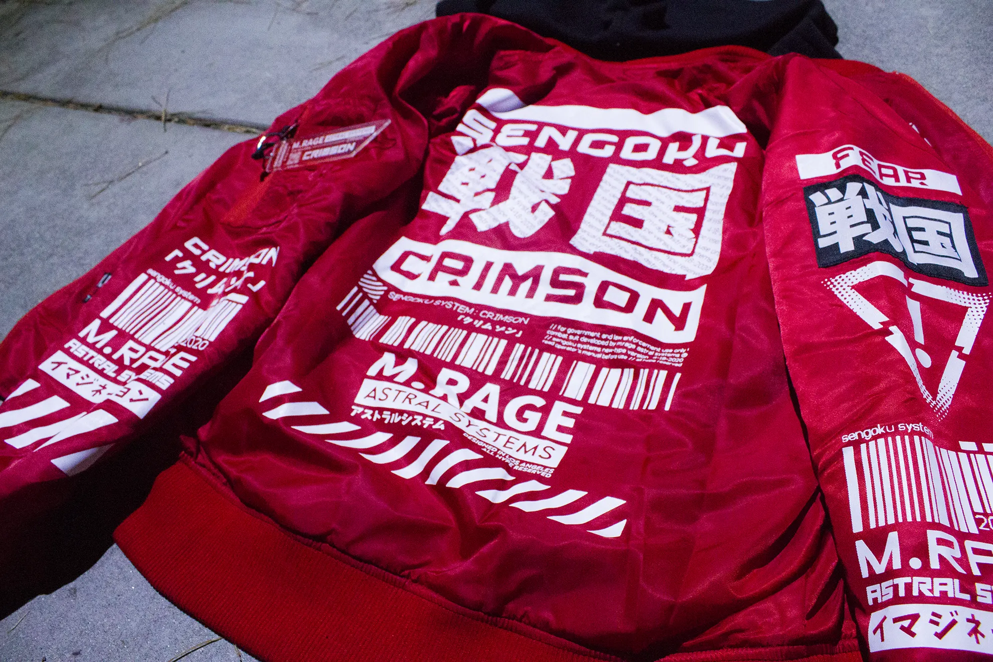 SENGOKU「戦国」CRIMSON PILOT BOMBER MK. II