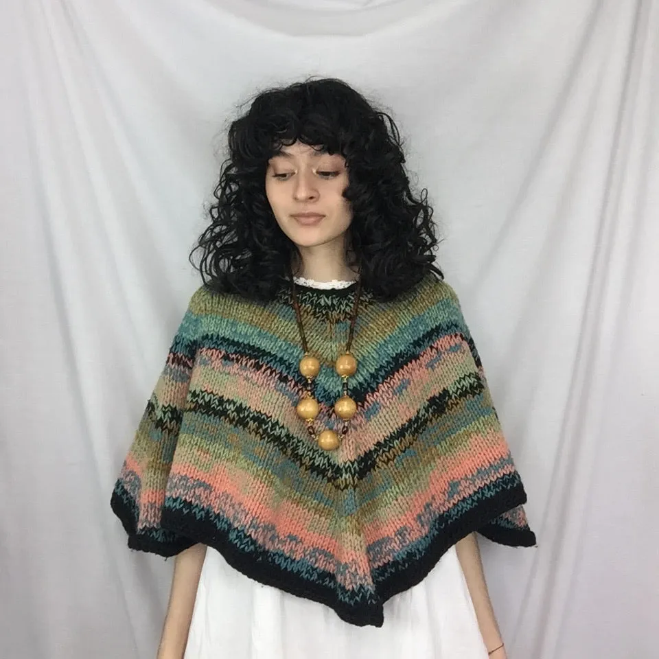 Vintage 70s | Hippie Woodstock Boho Western Mexican Poncho Knit Shawl Cape