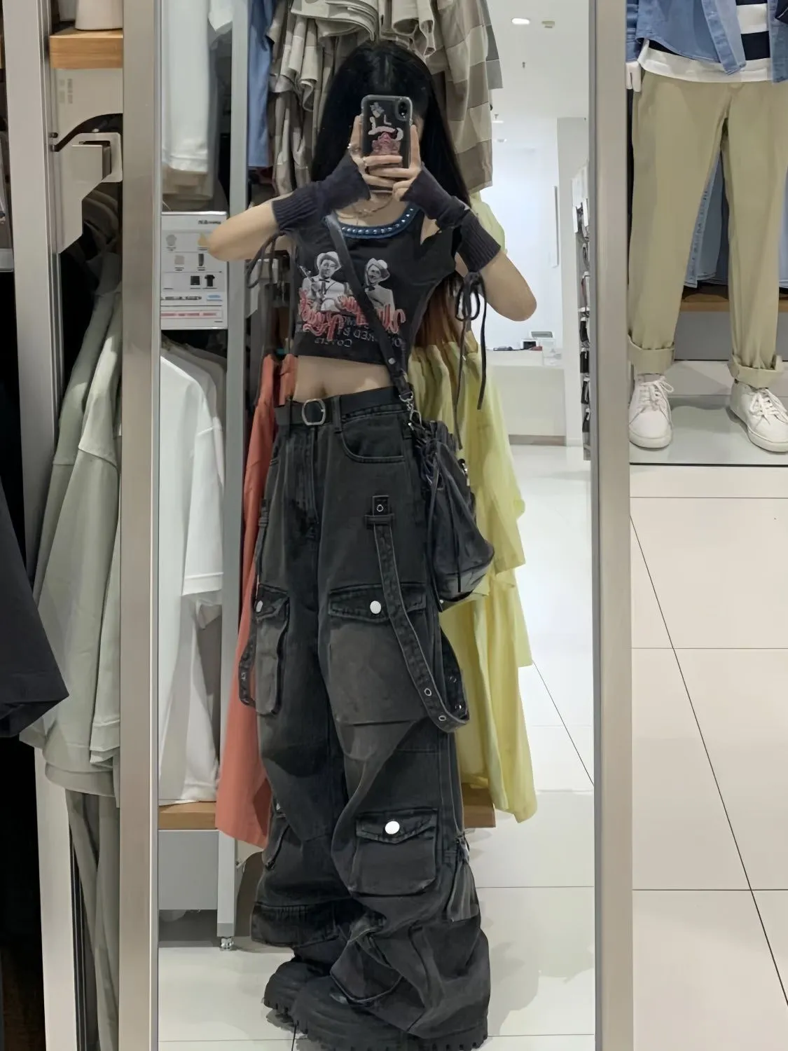 Wenkouban 90s streetwear Vintage Cargo Jeans Women High Street Oversized Punk Grunge Y2k Black Jeans with Pockets Hippie Gothic Baggy Denim Pants