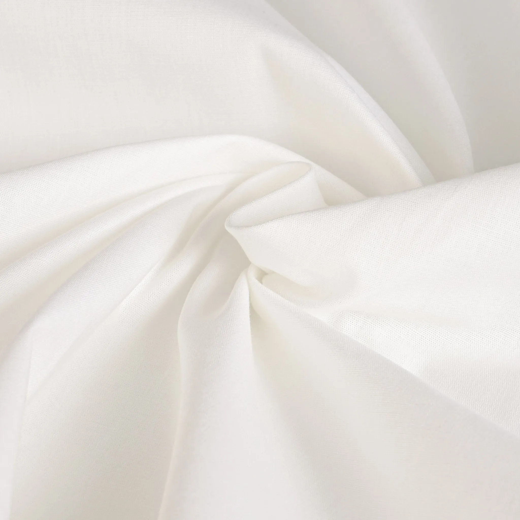 White Poplin Fabric 96477