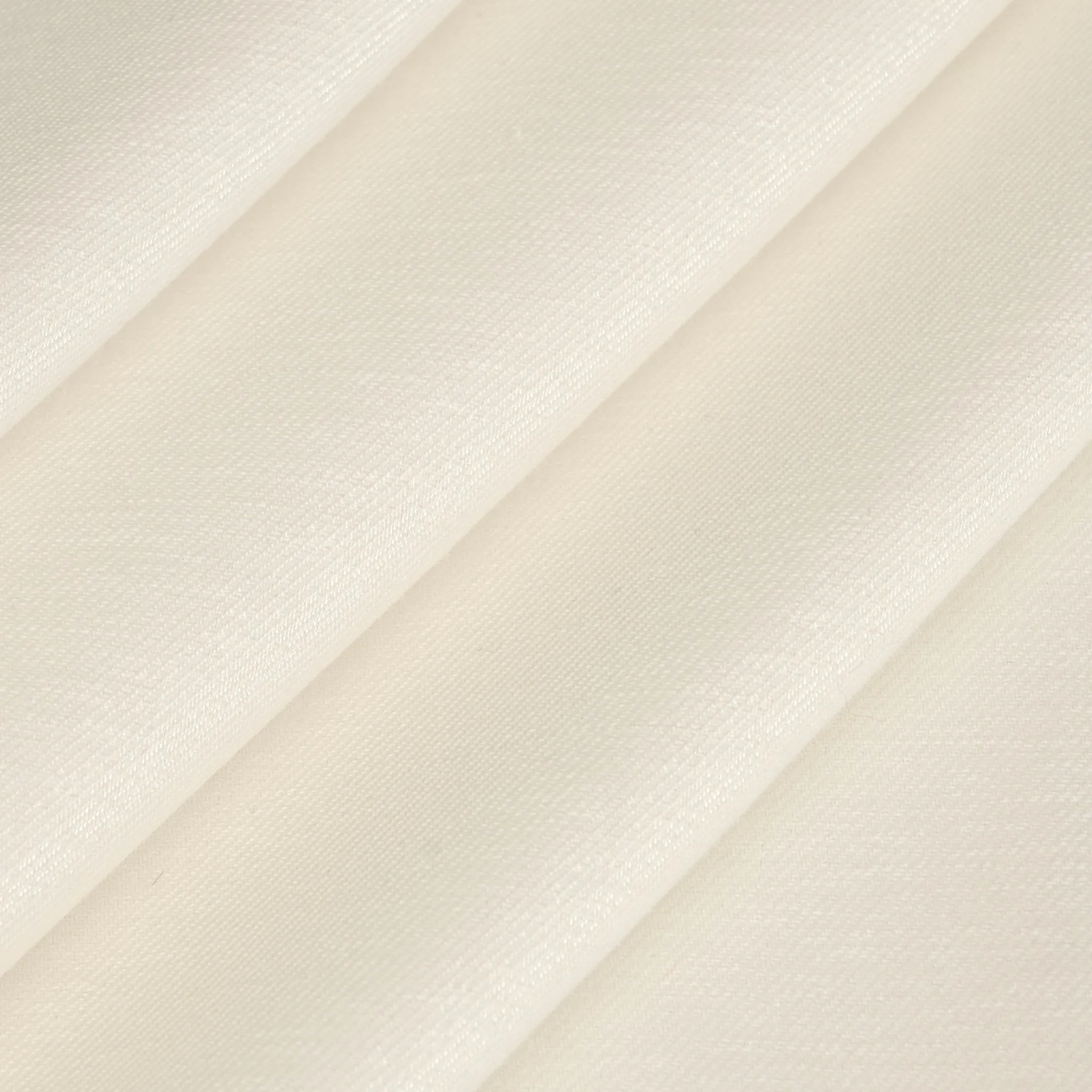 White Sheer Suiting Wool 8952