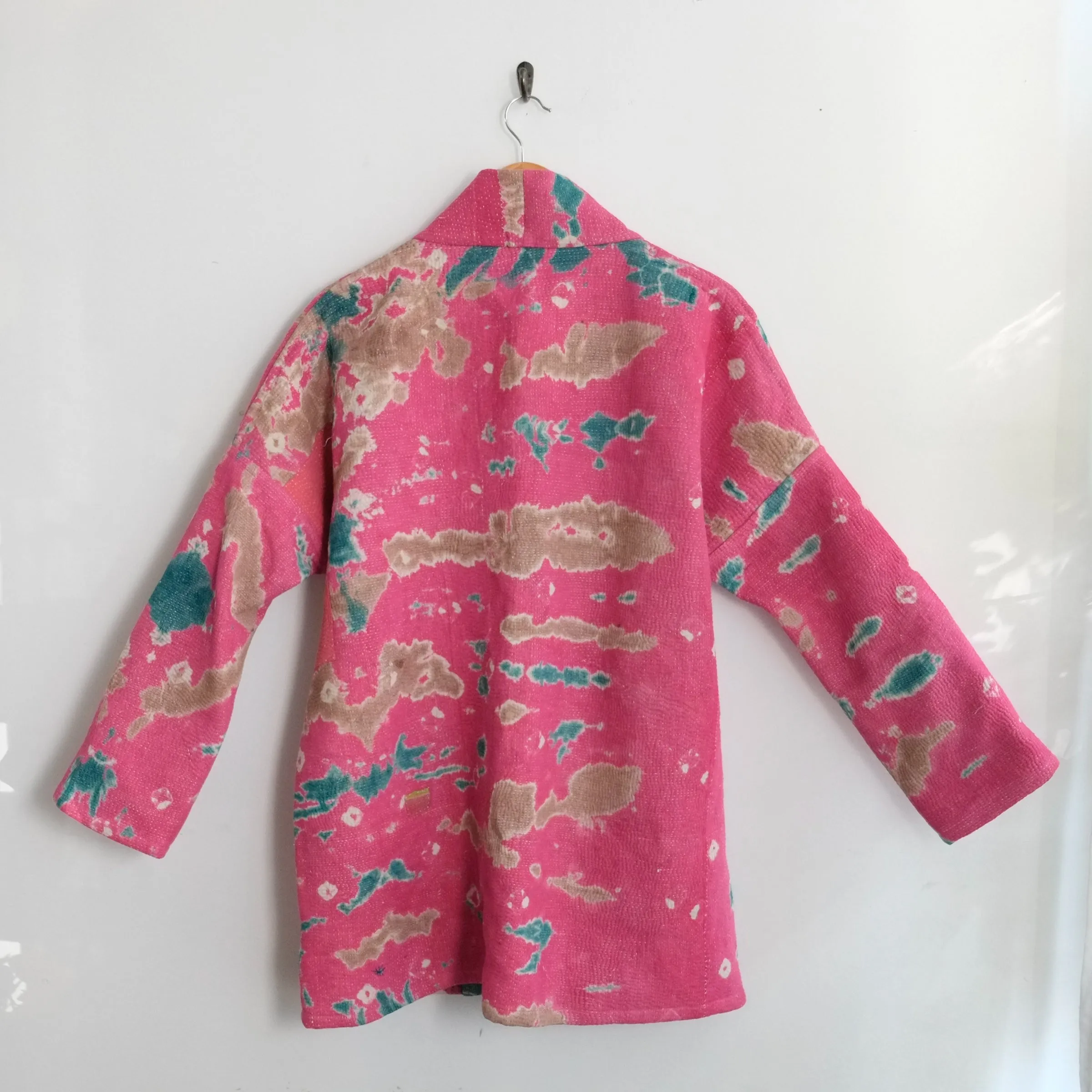 XS Pink with Amorphous Green and Tan Shapes Anoushka Jacket LL173